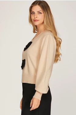 V-NECK SWEATER WITH BOW DETAIL