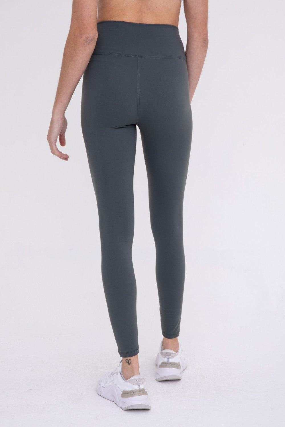 Nylon-Blend Essential Solid Leggings